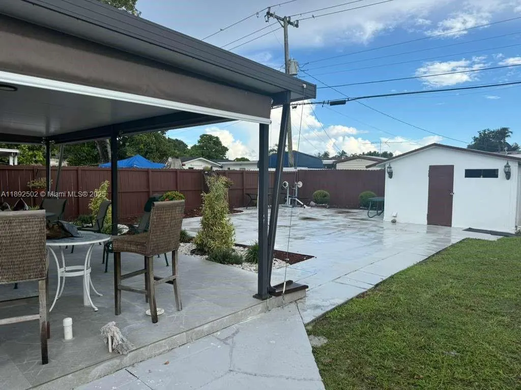 3540 NW 97th St
