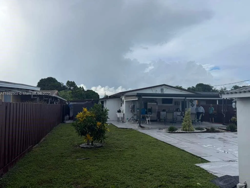 3540 NW 97th St