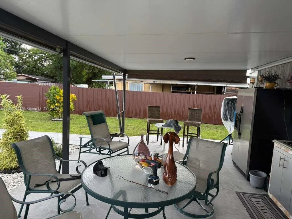 3540 NW 97th St