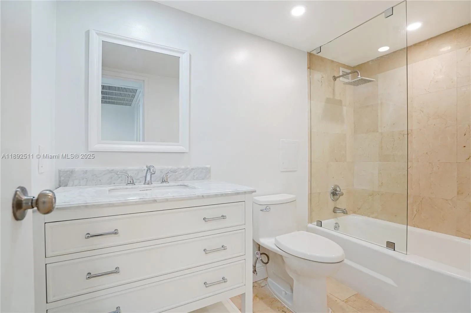 5101 Collins Ave, #14M