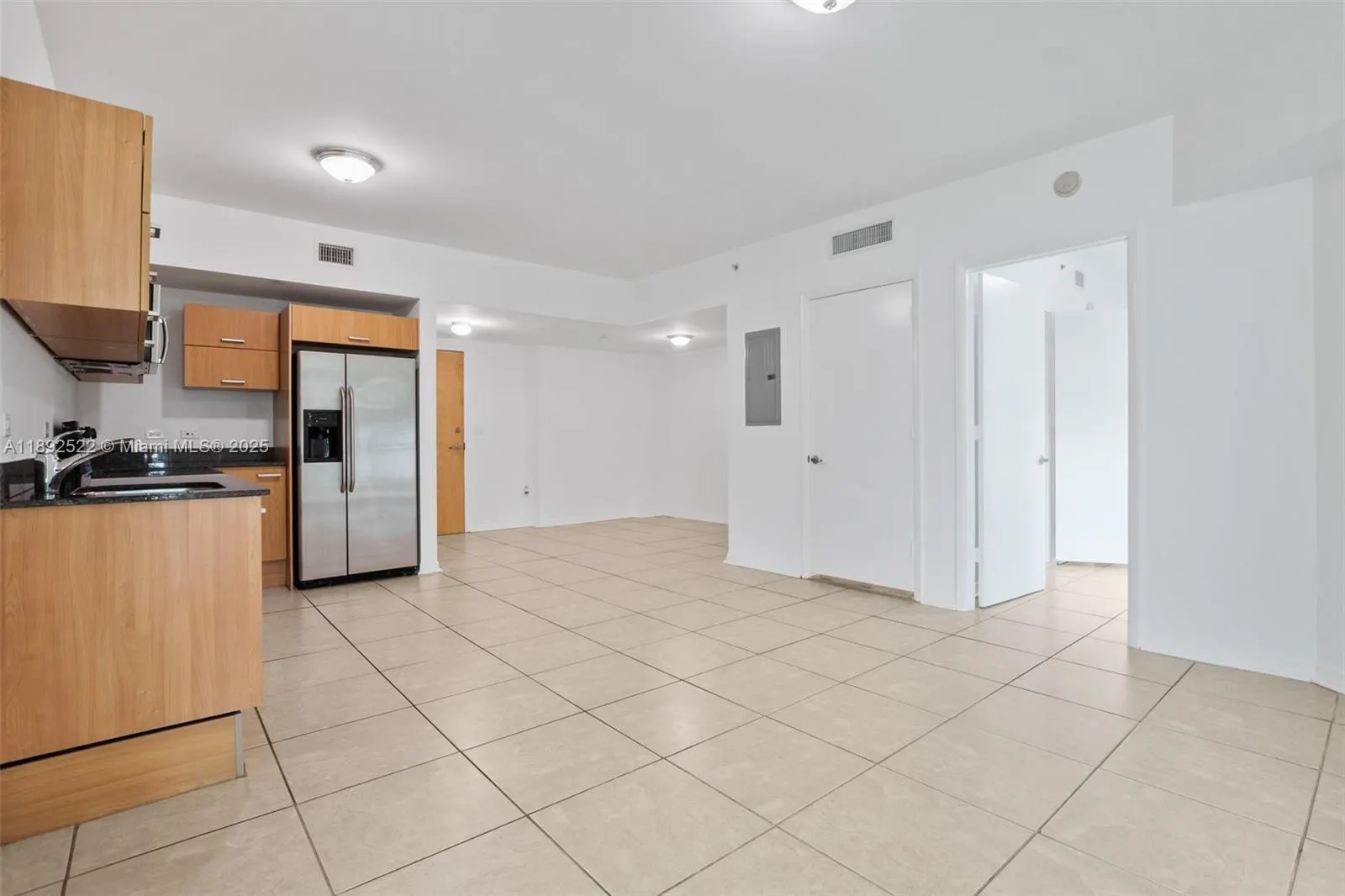350 S MIAMI AVE, #1107