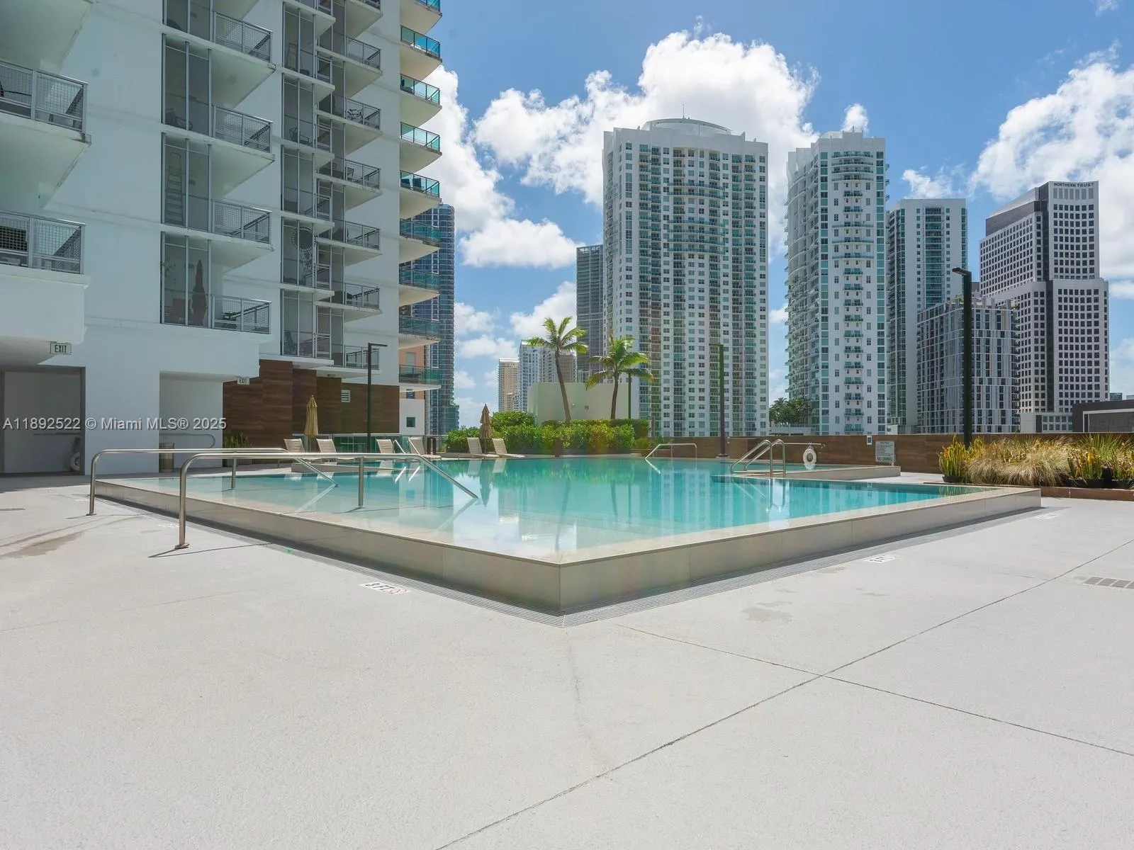350 S MIAMI AVE, #1107