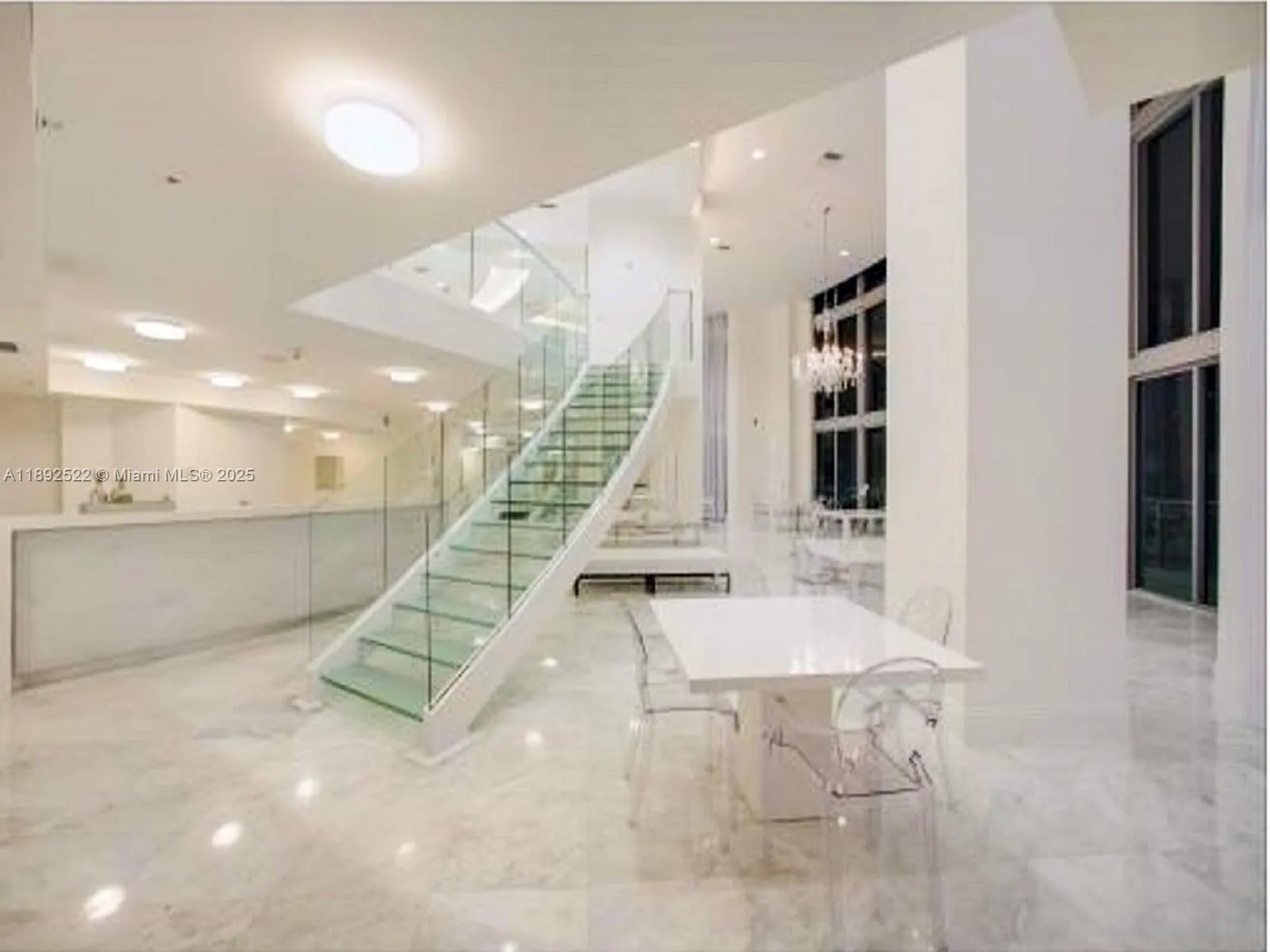 350 S MIAMI AVE, #1107