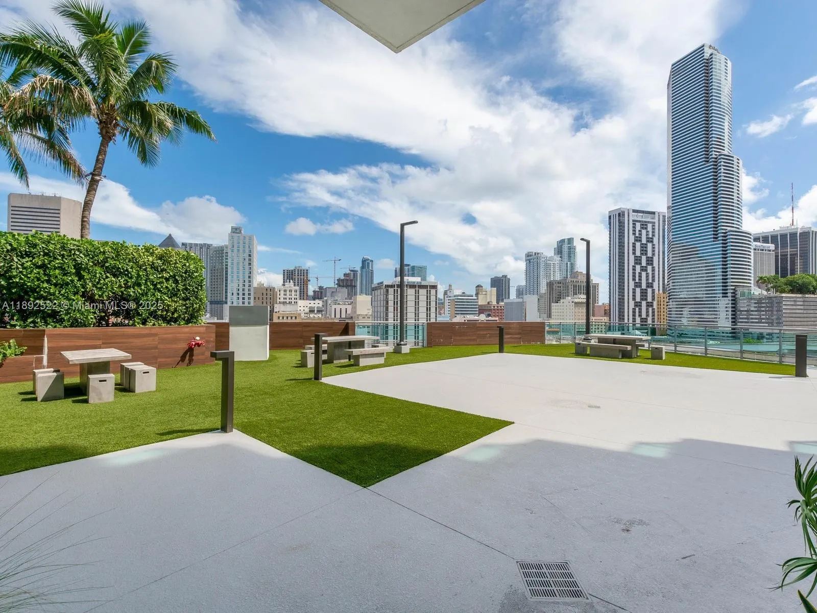 350 S MIAMI AVE, #1107
