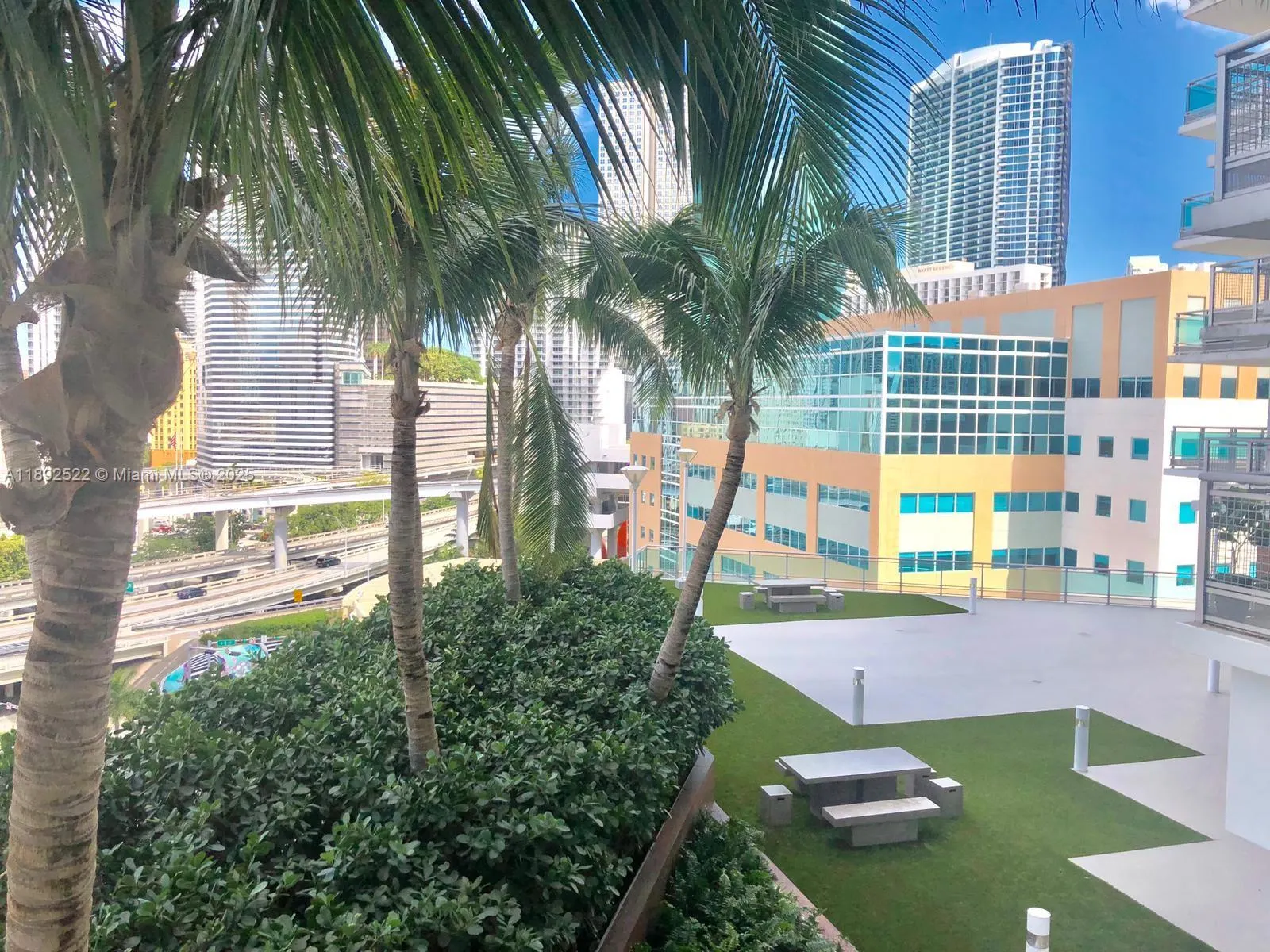 350 S MIAMI AVE, #1107