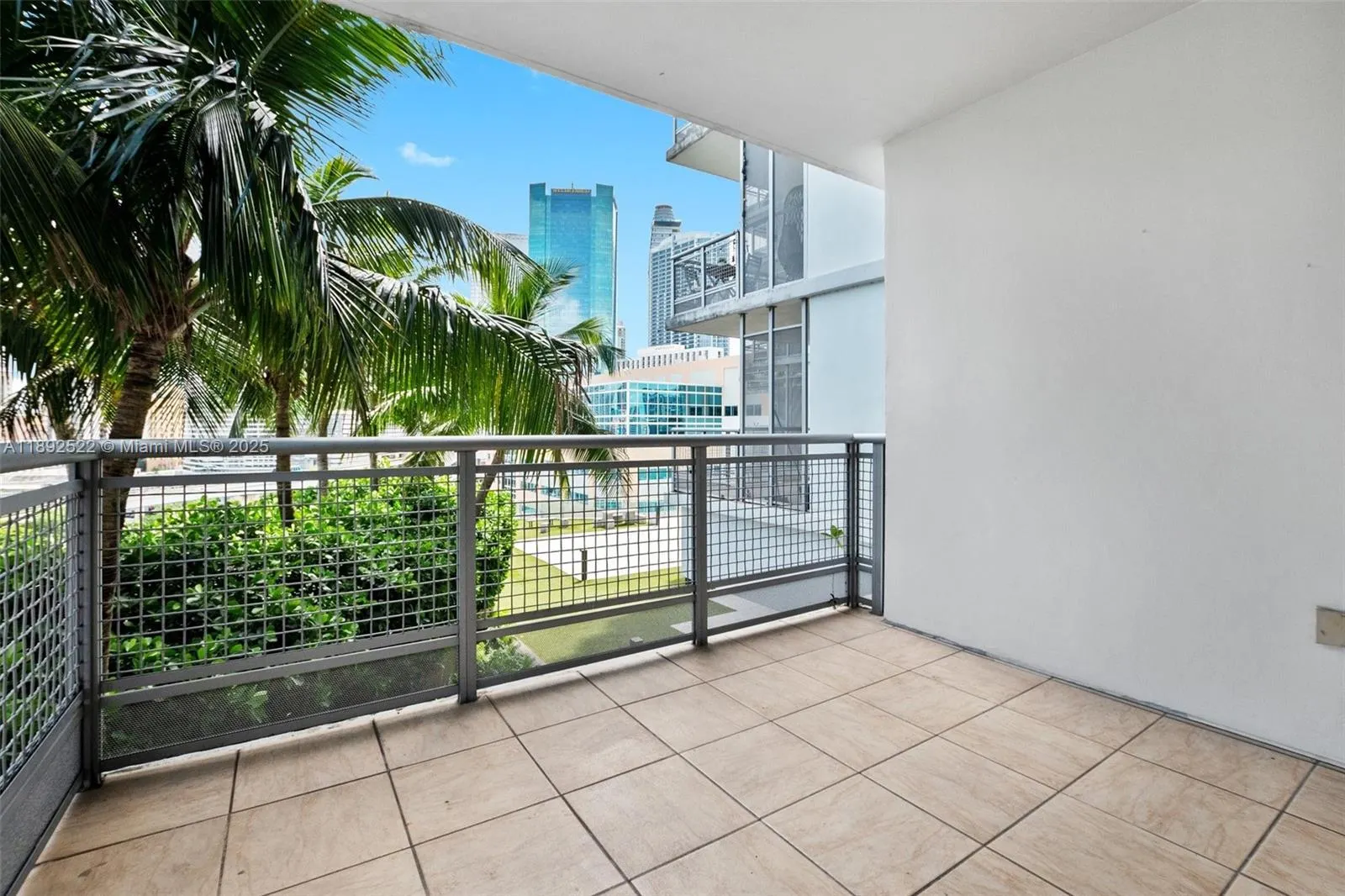 350 S MIAMI AVE, #1107