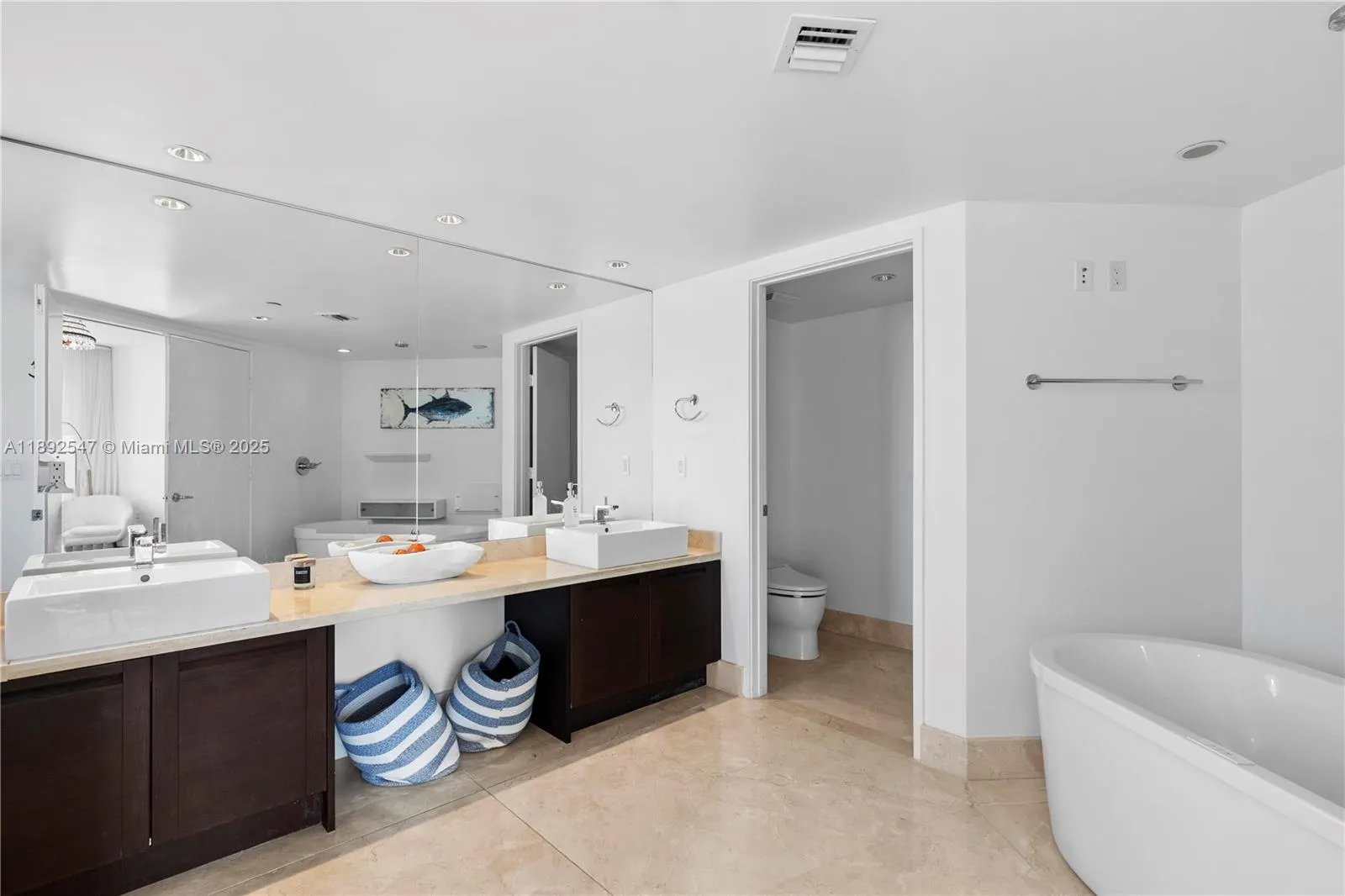 200 Sunny Isles Blvd, #2-UPH3