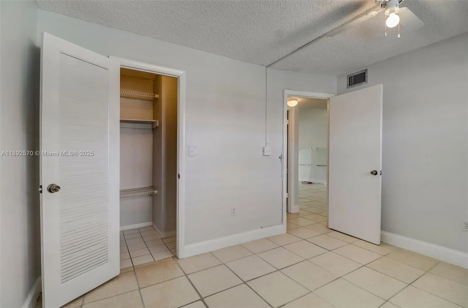 9001 Sunrise Lakes Blvd, #109