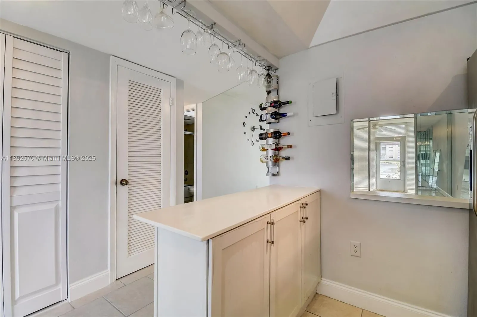9001 Sunrise Lakes Blvd, #109