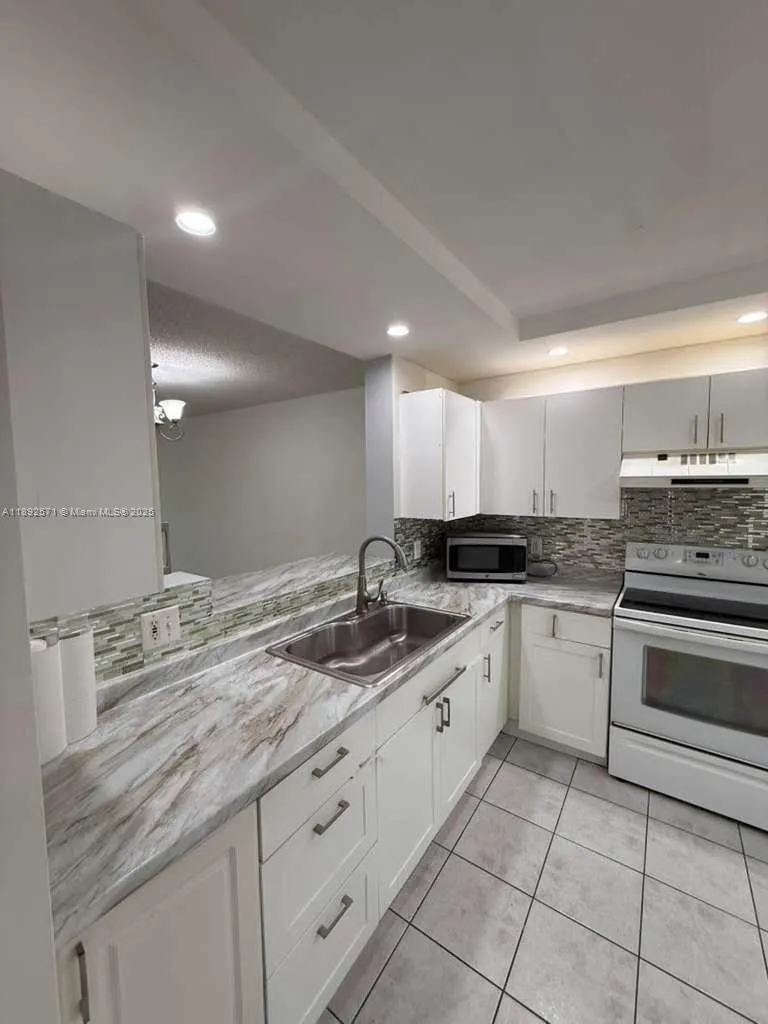 13455 SW 16th Ct, #213F