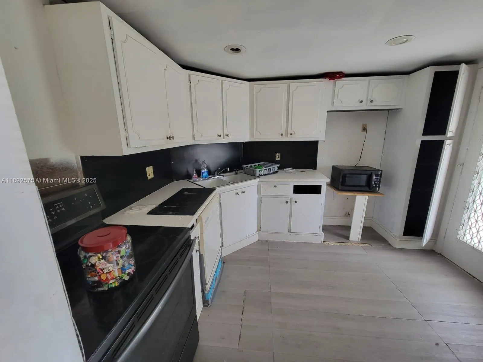 3300 Spanish Moss Ter, #403