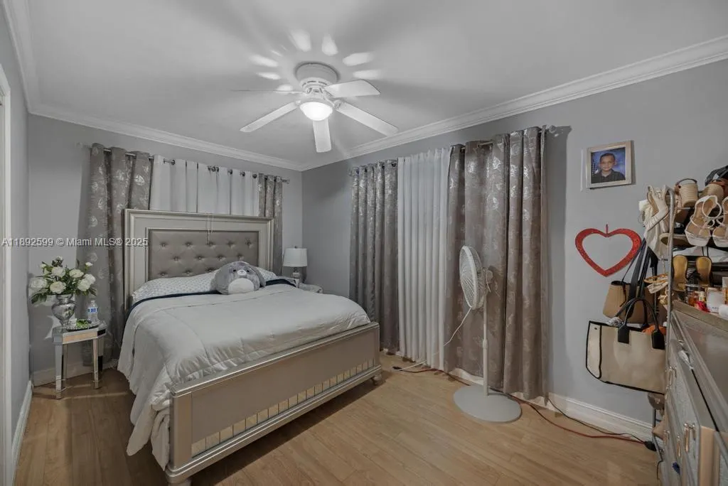 155 W 60th St
