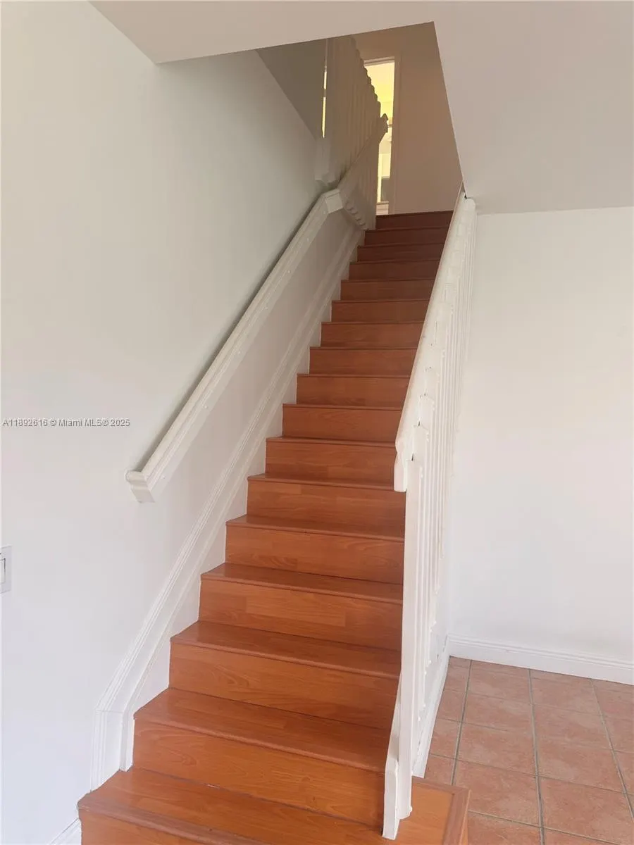 4361 Dogwood Cir