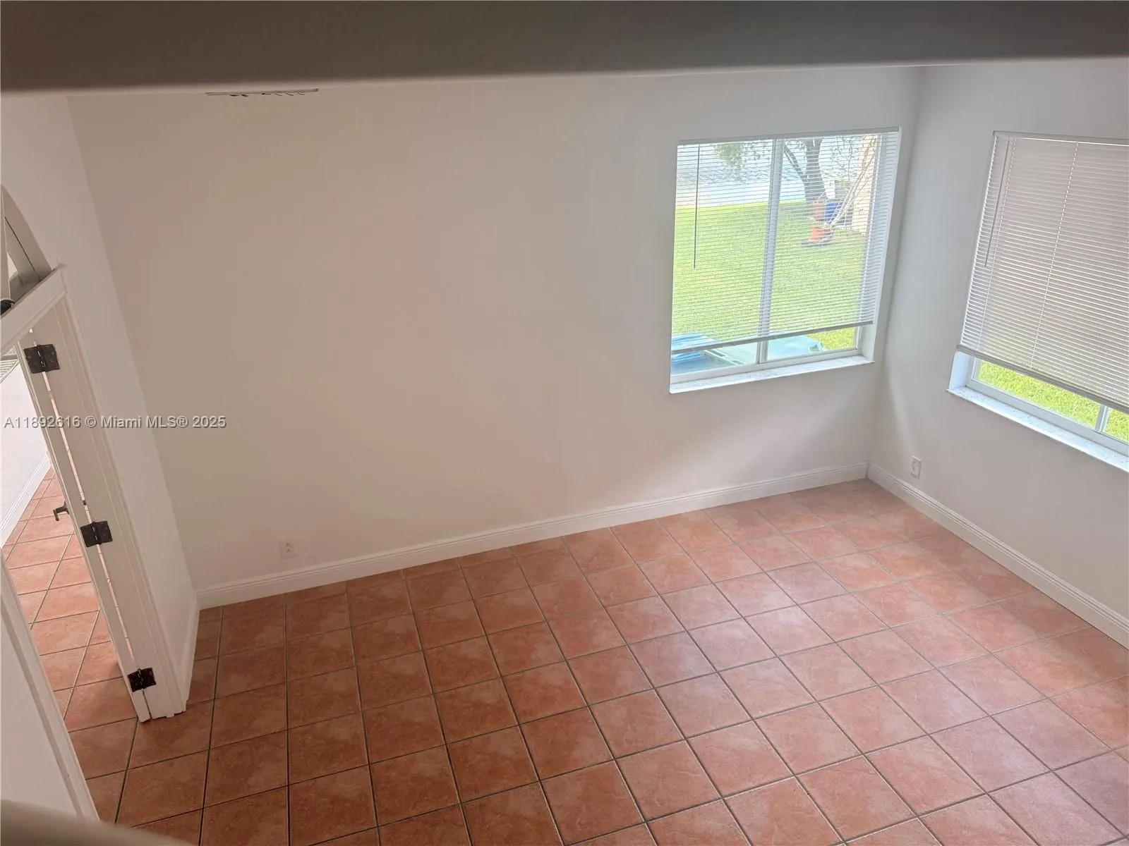 4361 Dogwood Cir