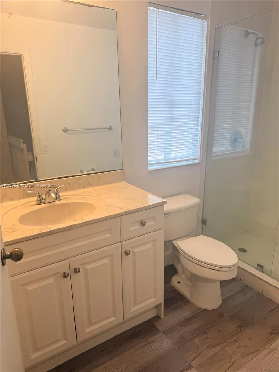 4361 Dogwood Cir