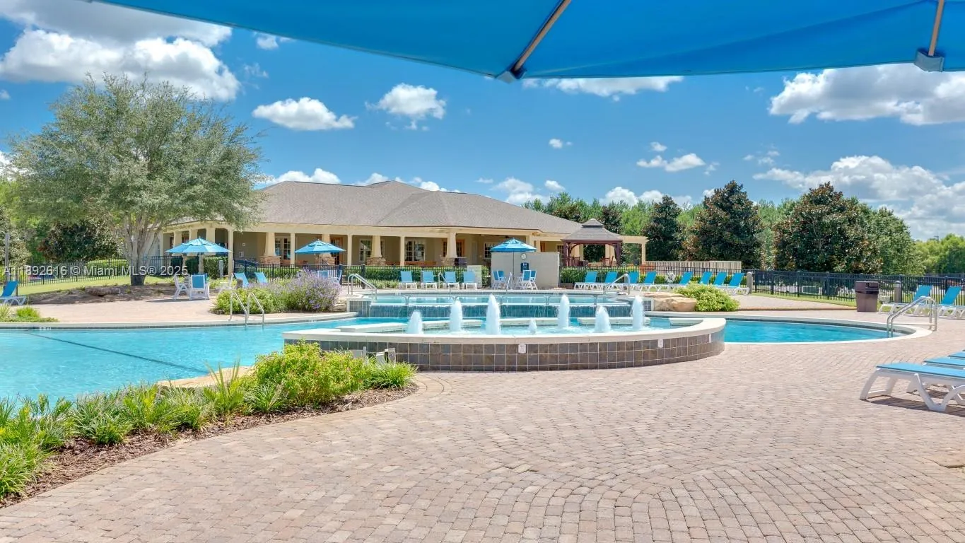 4361 Dogwood Cir