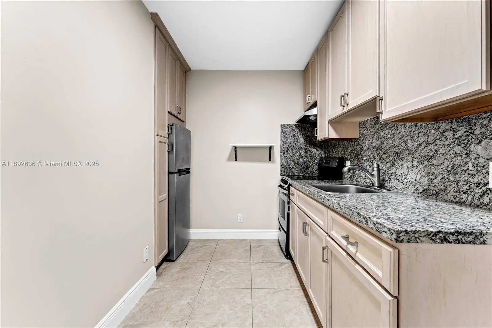 157 Curtiss Pkwy