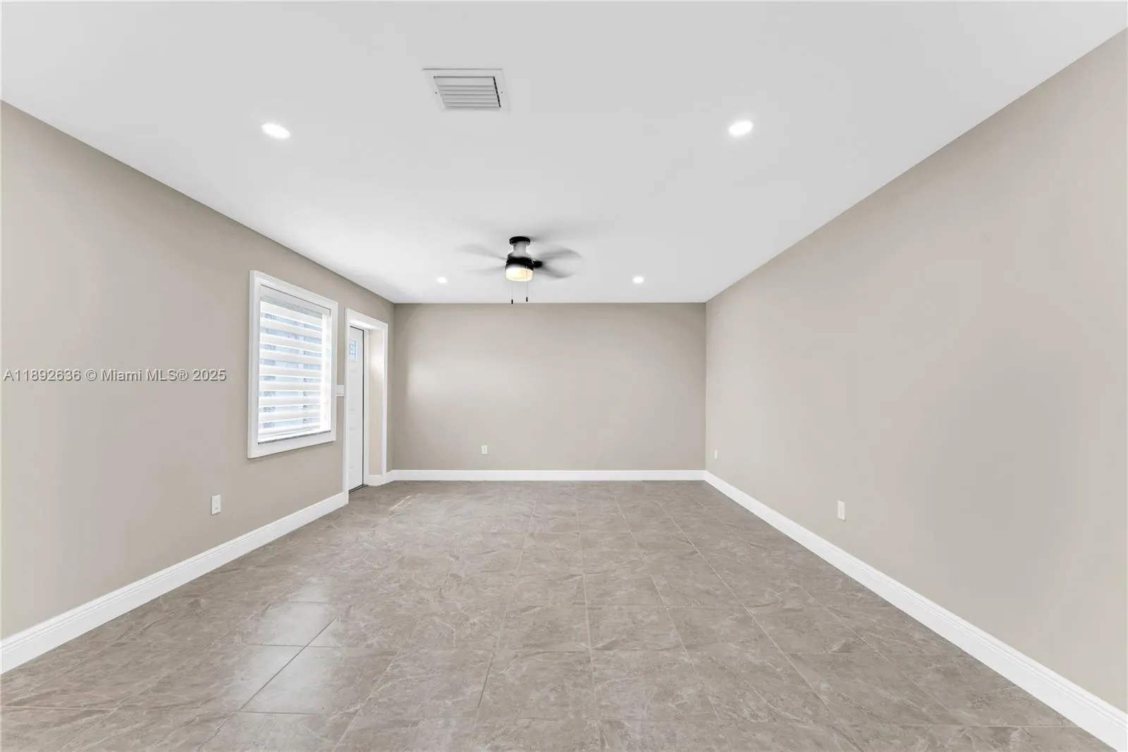 157 Curtiss Pkwy
