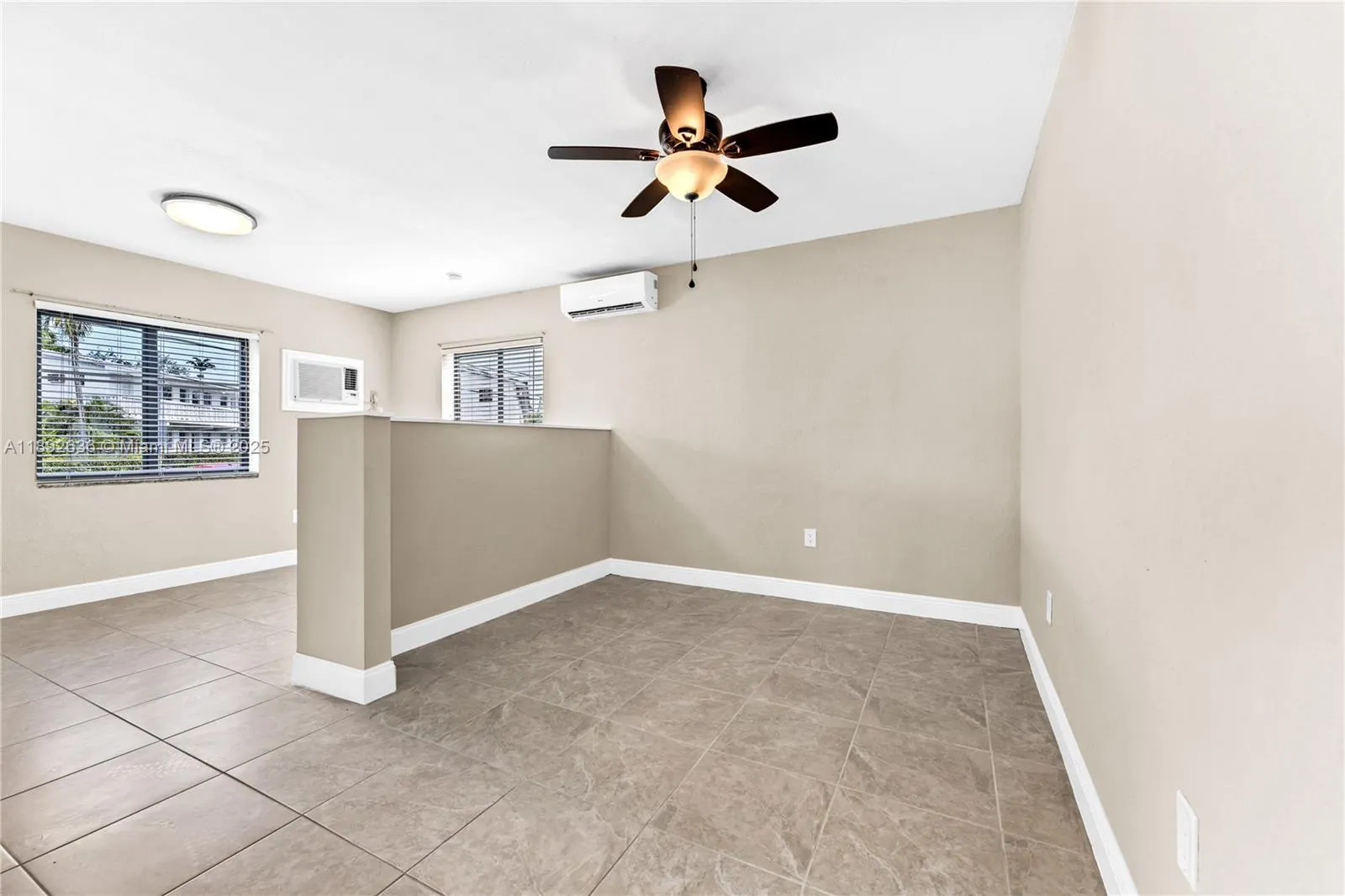 157 Curtiss Pkwy