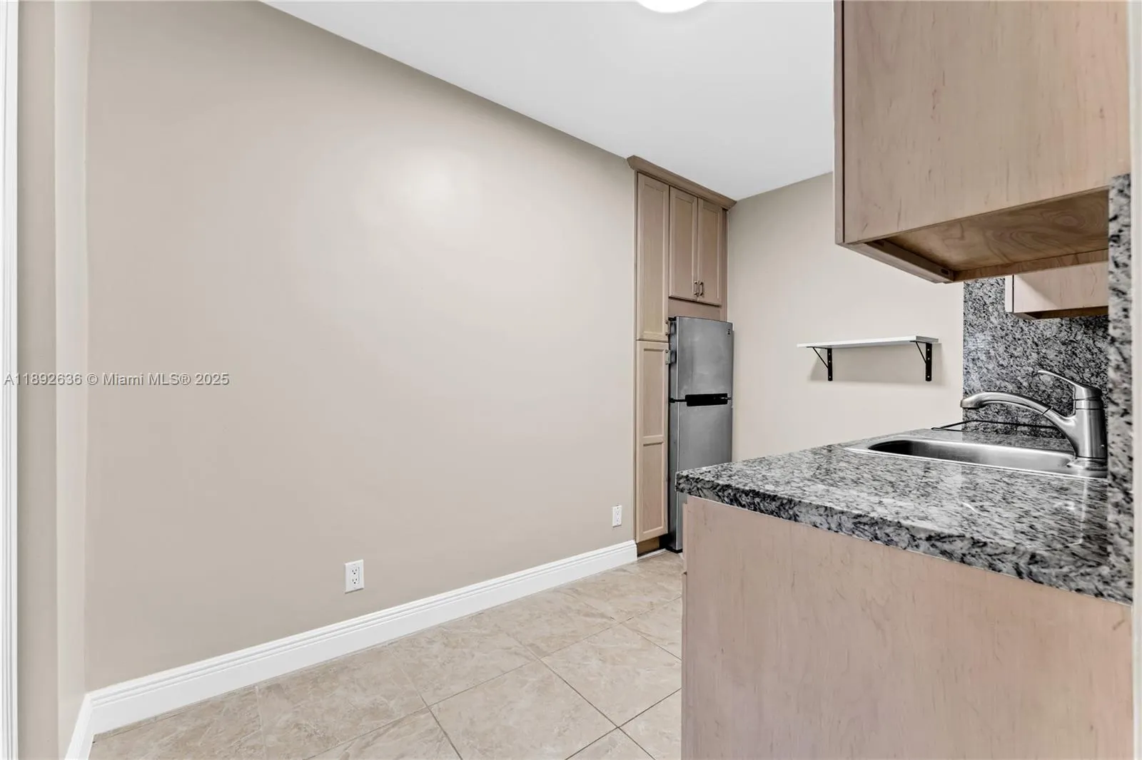 157 Curtiss Pkwy