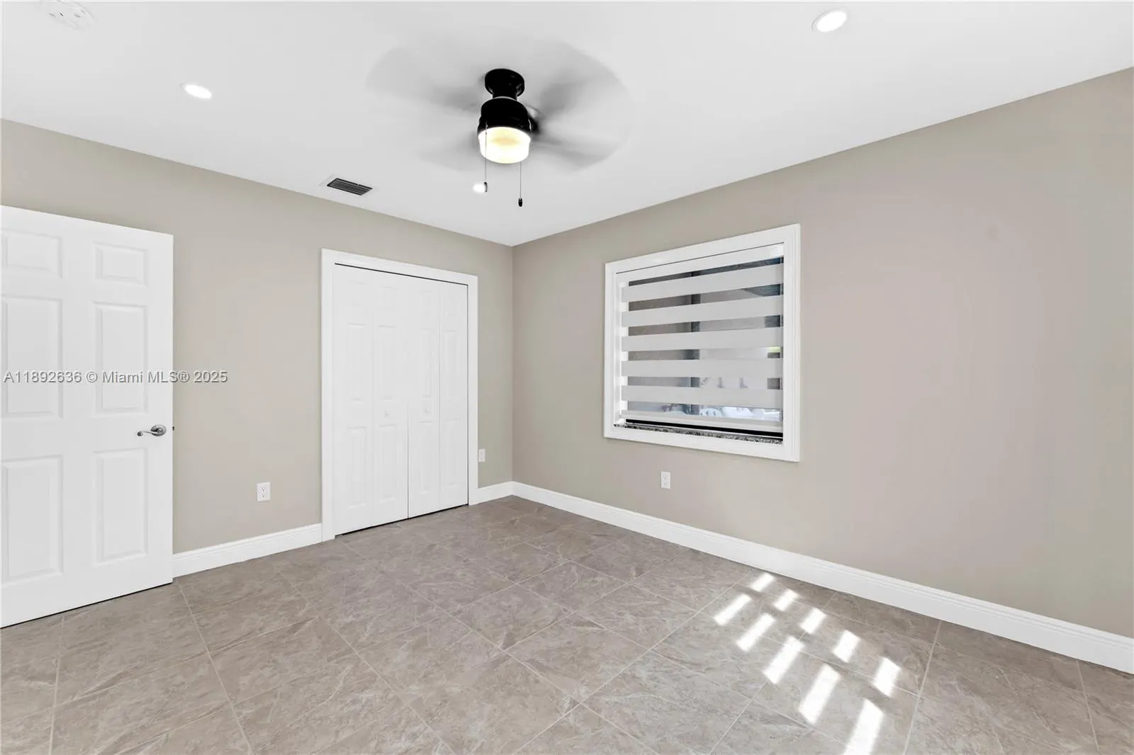 157 Curtiss Pkwy