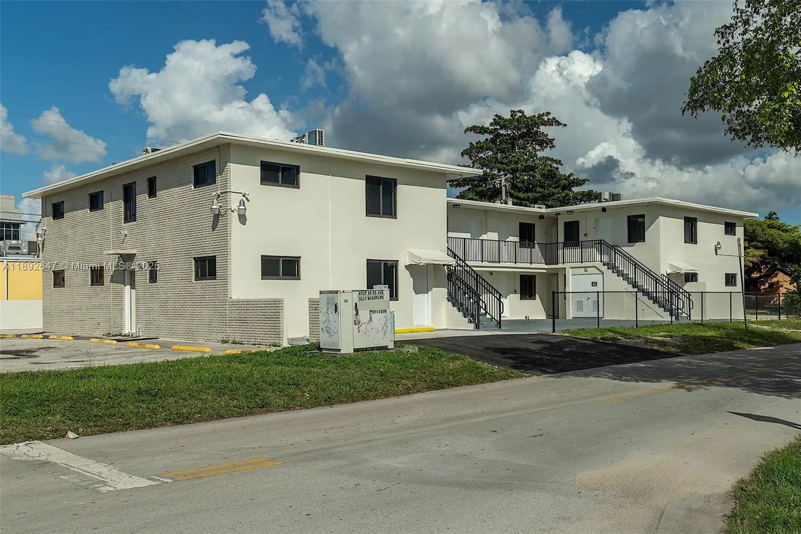 4037 SW 65th Ave, #9