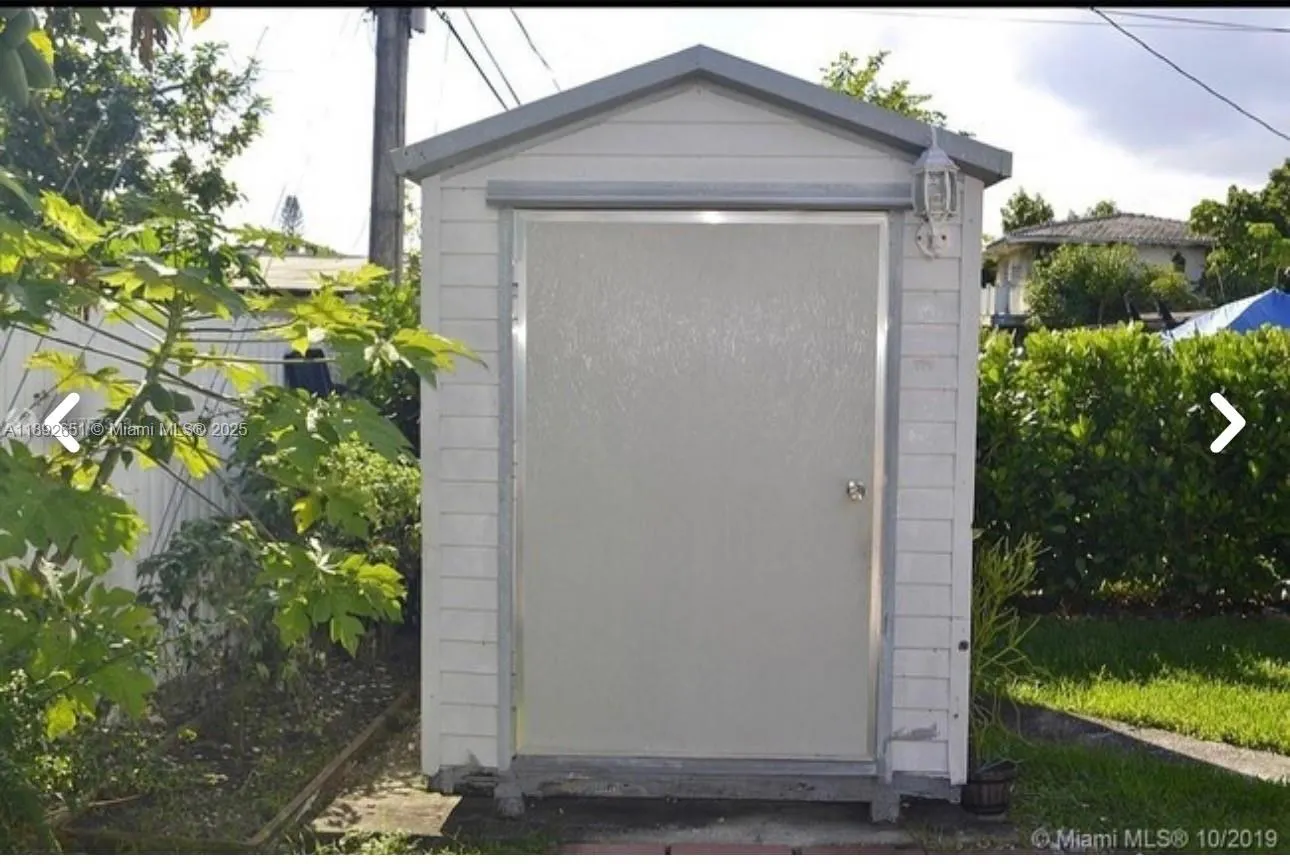 2400 SW 62nd Ave