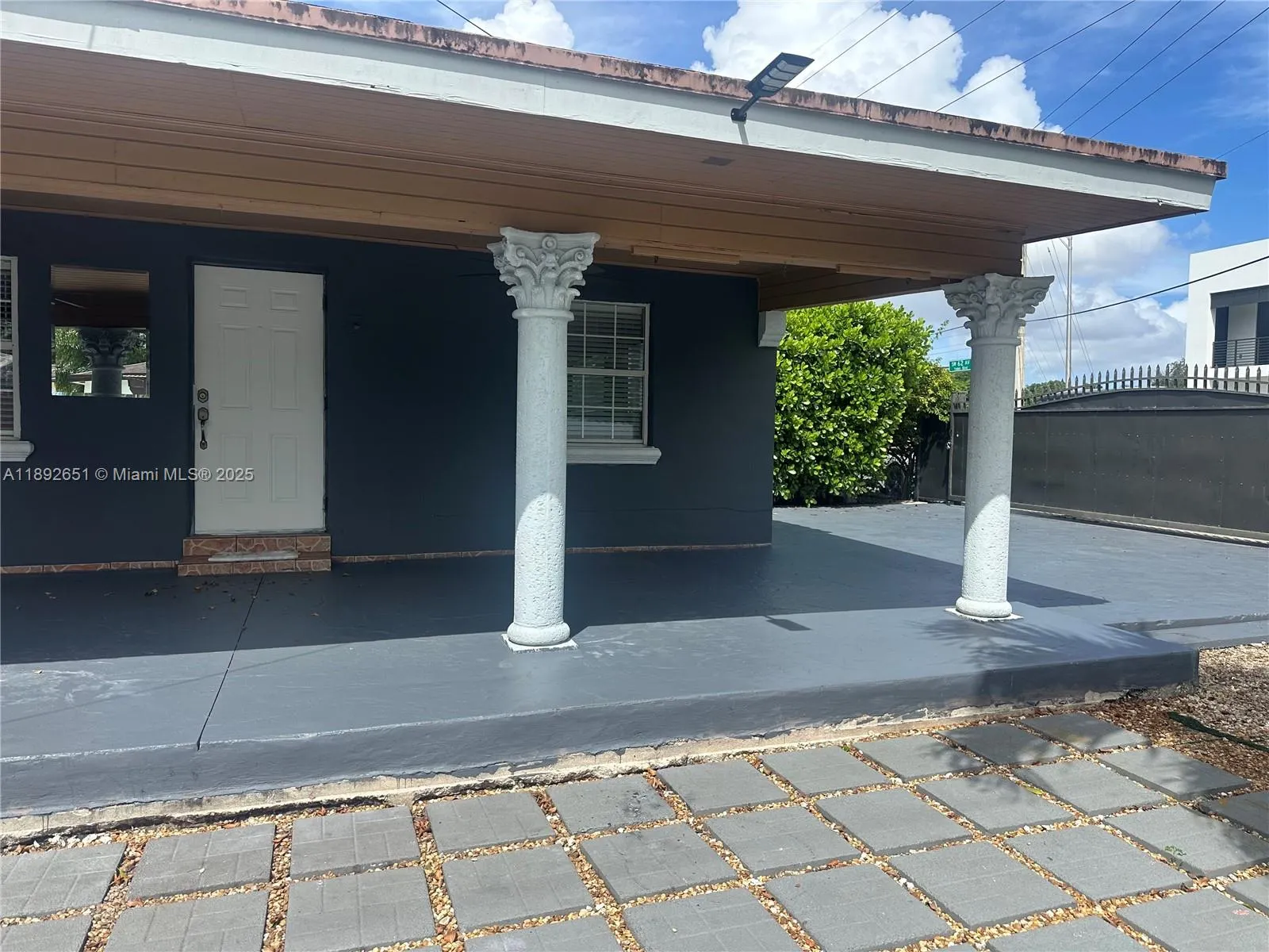 2400 SW 62nd Ave