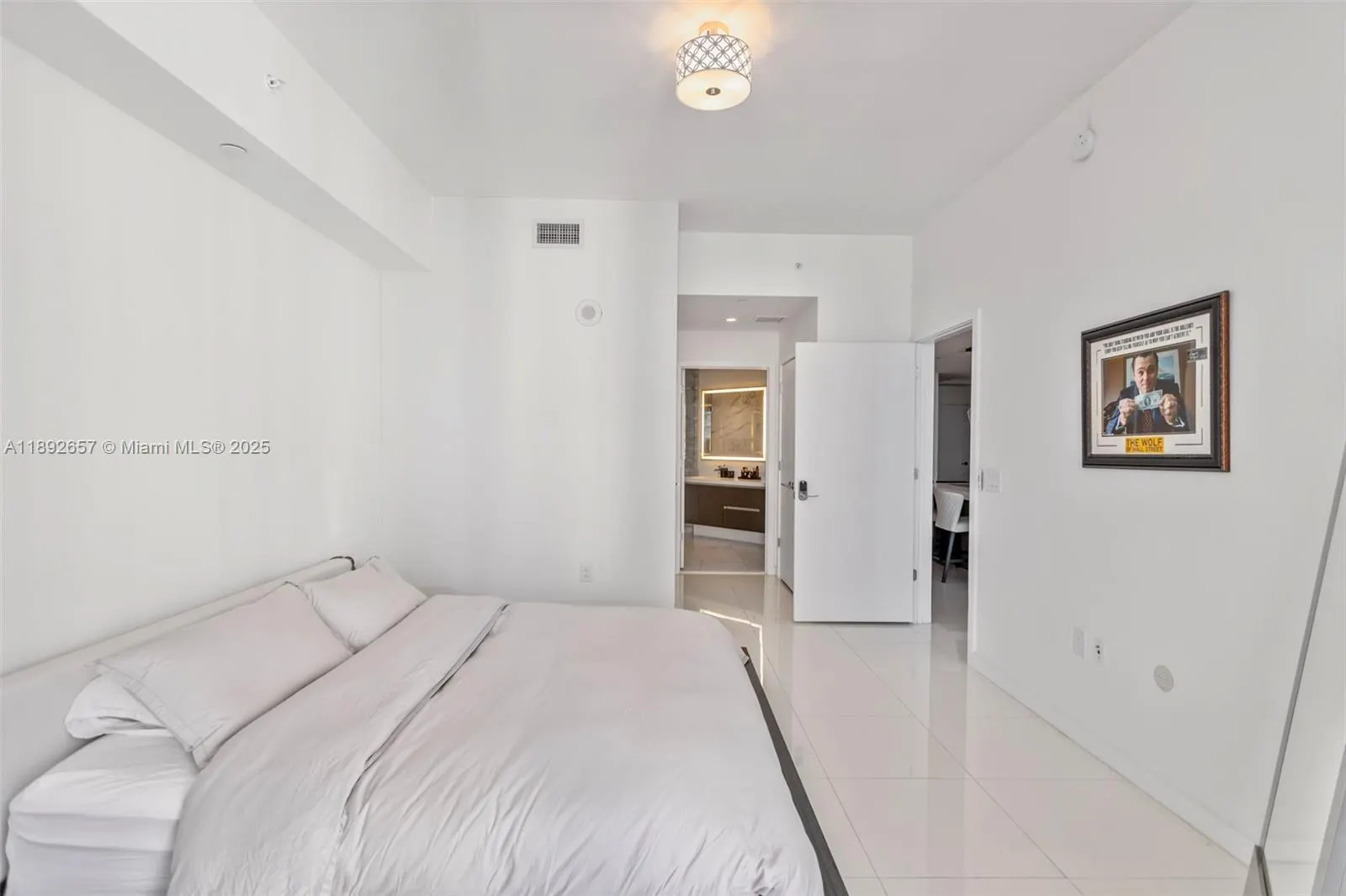 851 NE 1st Ave, #3707