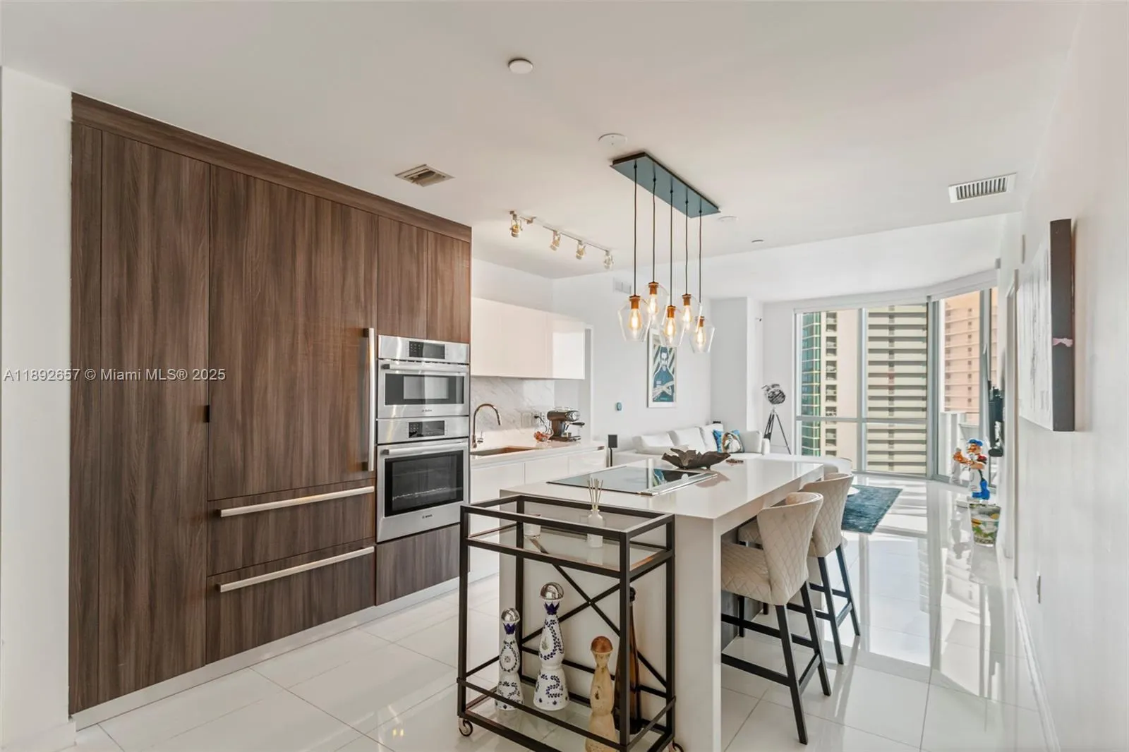 851 NE 1st Ave, #3707