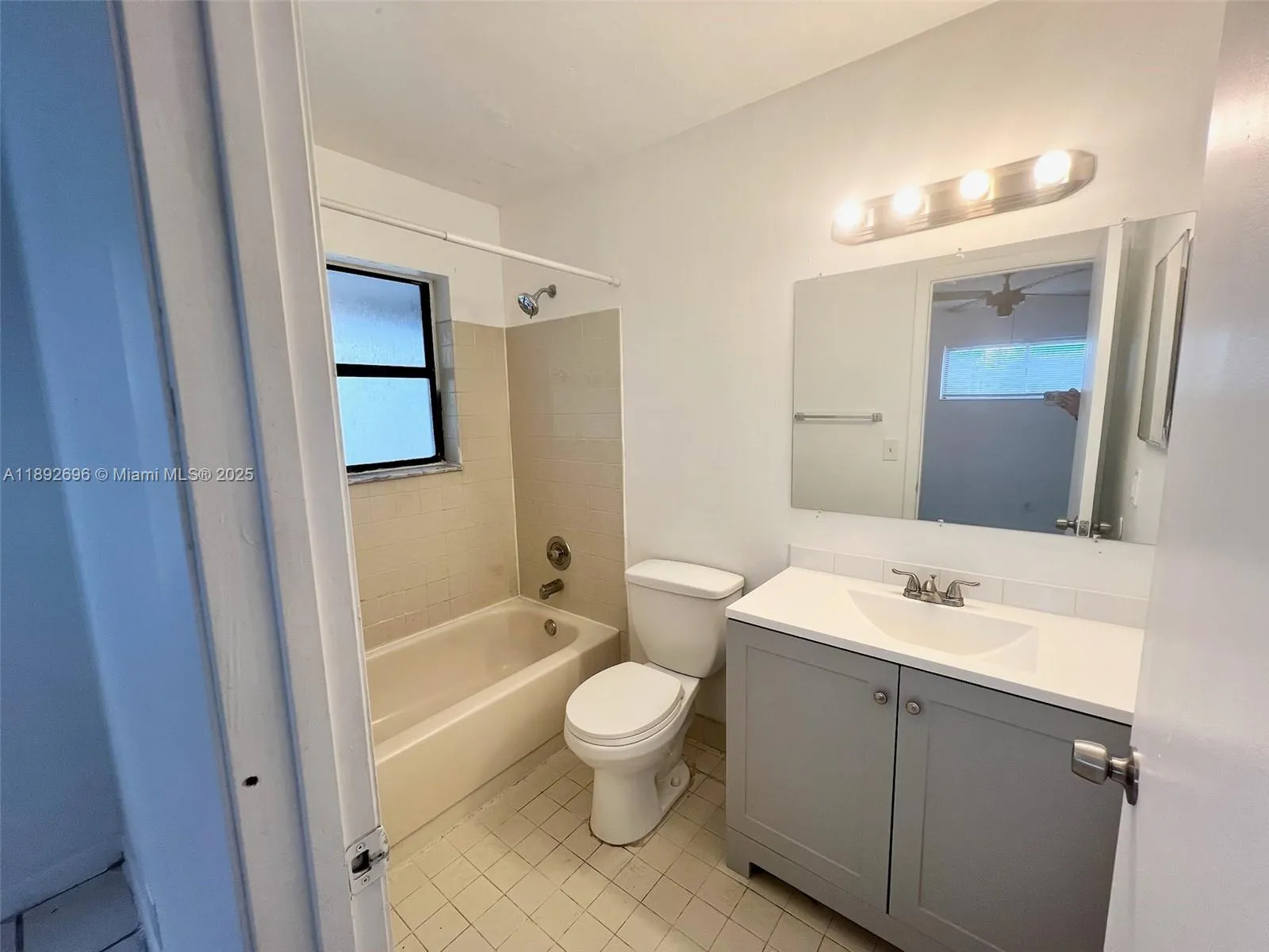 2355 Linton Ridge Cir, #F6