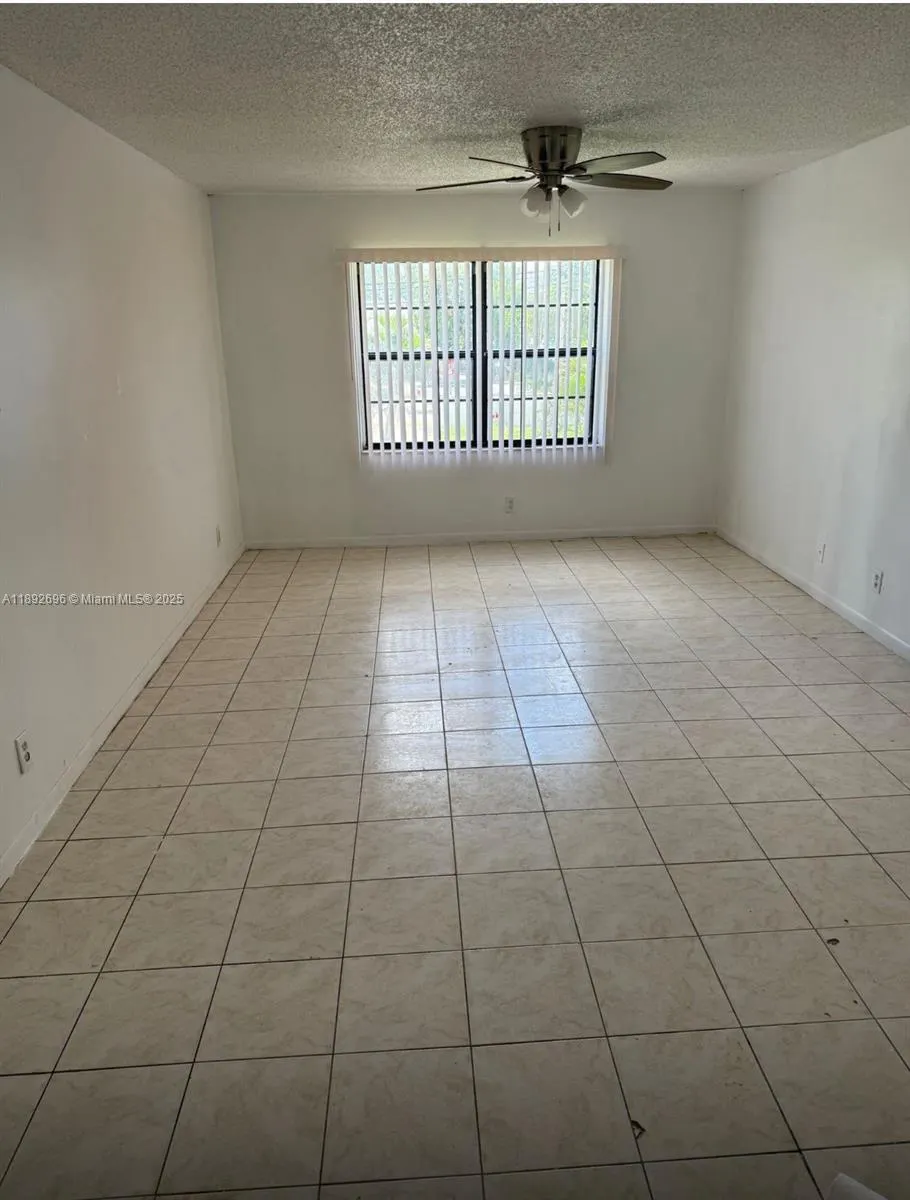 2355 Linton Ridge Cir, #F6