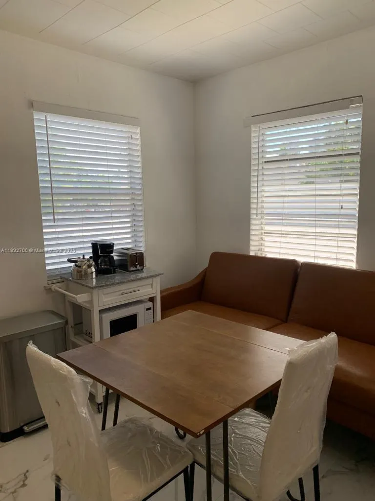 545 Michigan Ave, #7