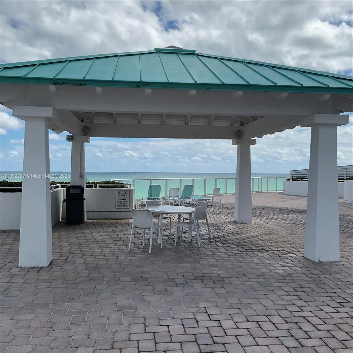 16485 Collins Ave, #Cabana 9