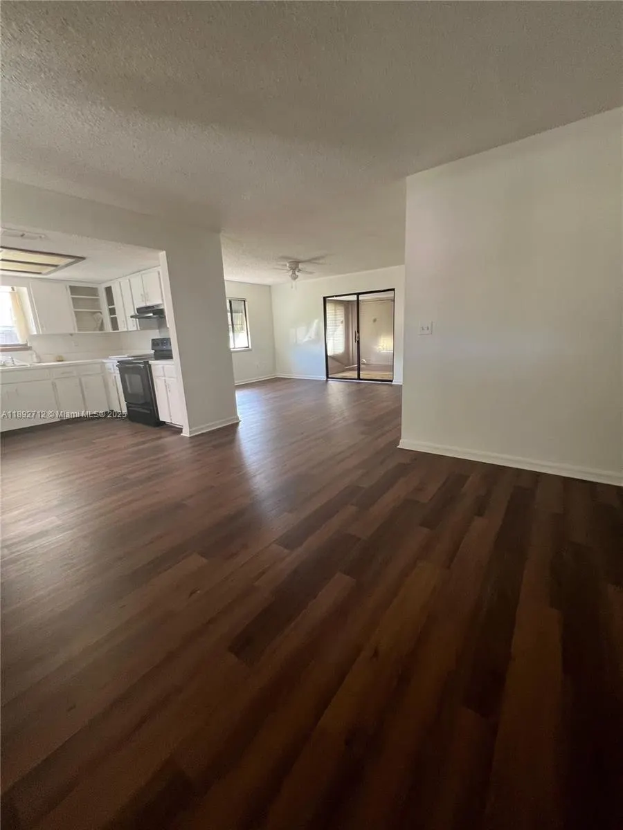 8935 SW 104th place