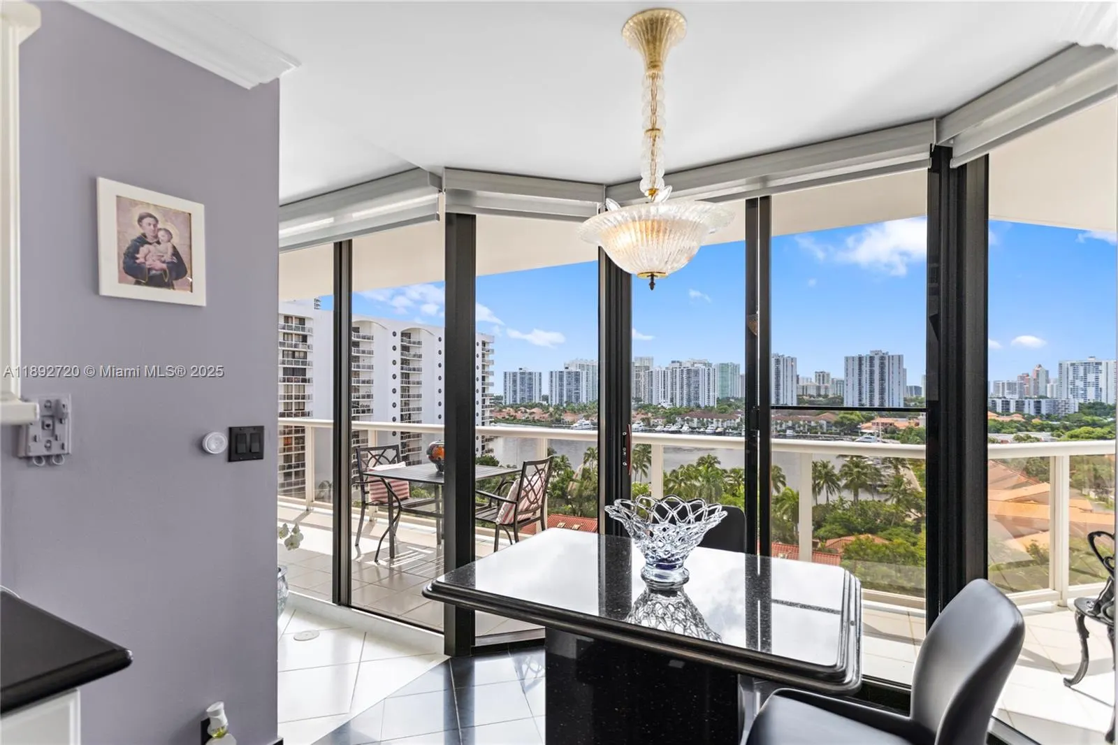 3598 Yacht Club Dr, #1004
