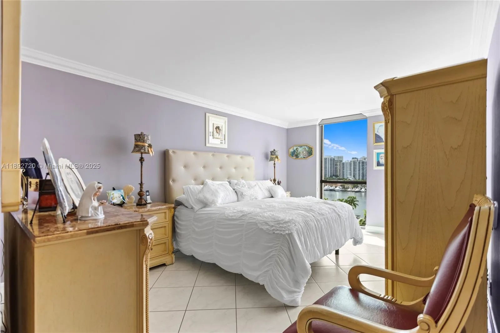 3598 Yacht Club Dr, #1004