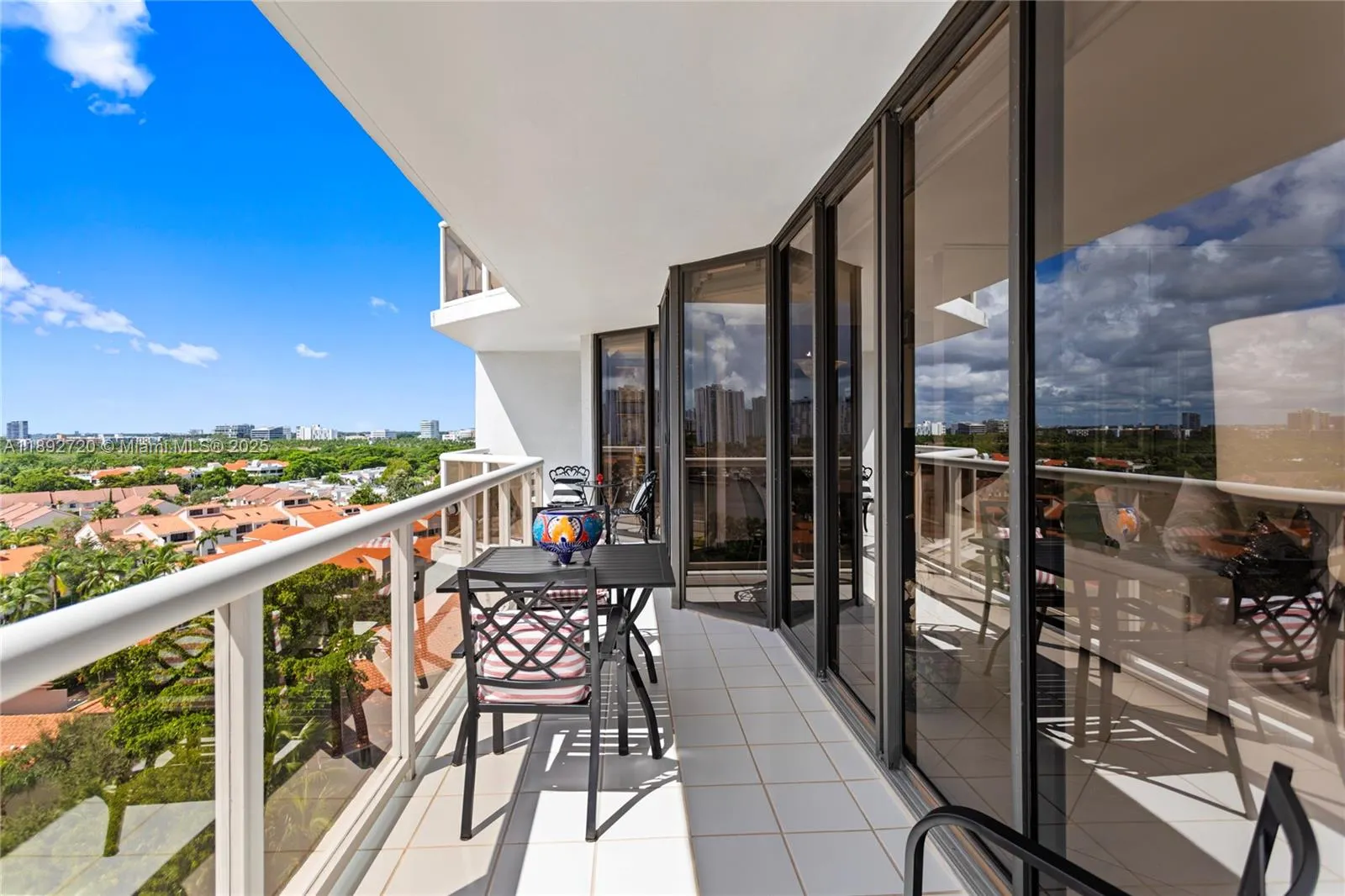 3598 Yacht Club Dr, #1004