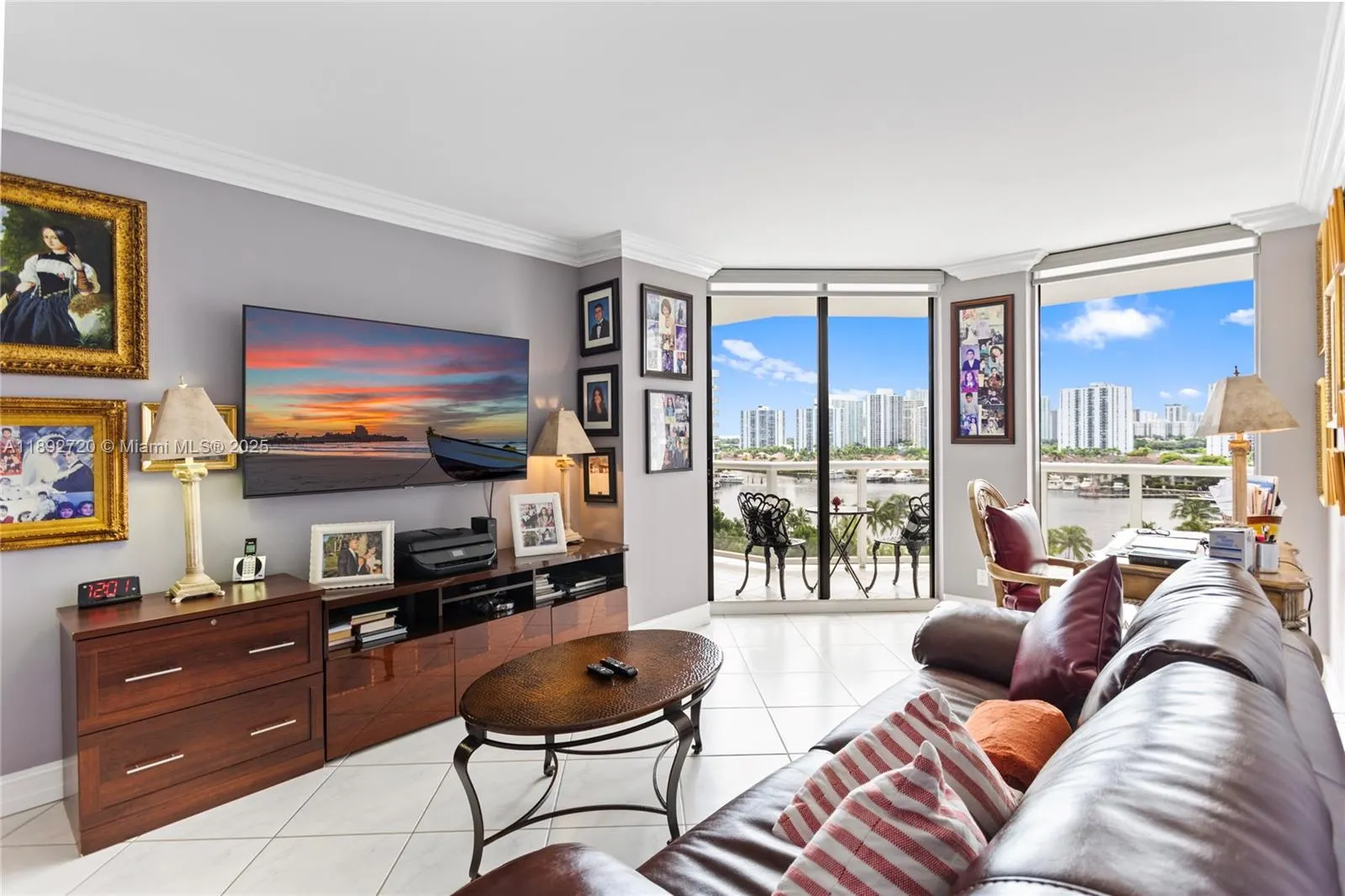 3598 Yacht Club Dr, #1004