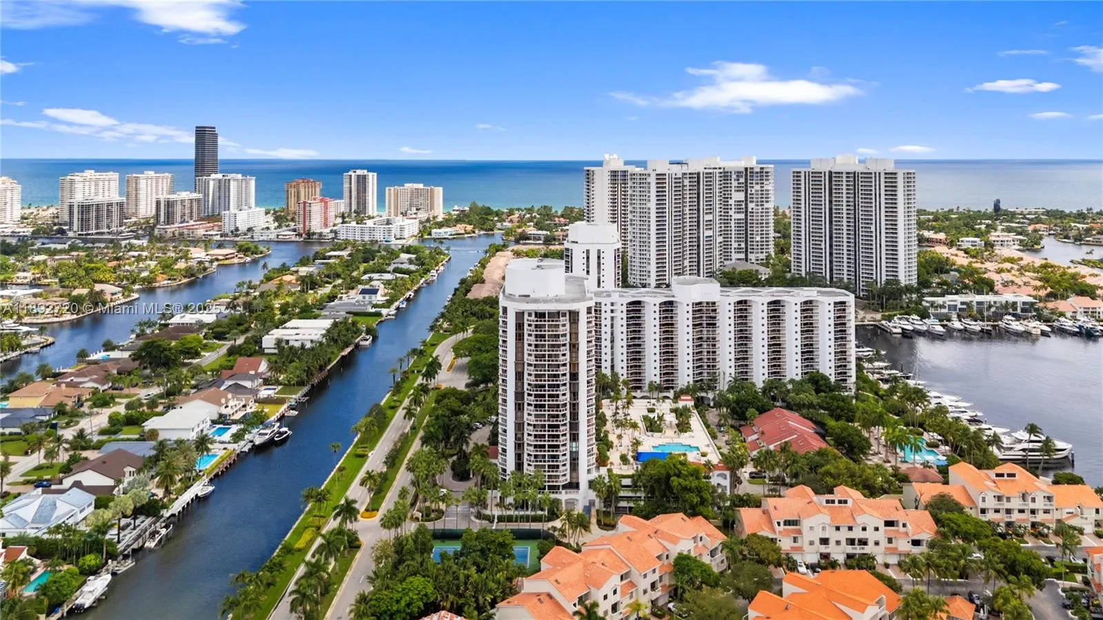 3598 Yacht Club Dr, #1004