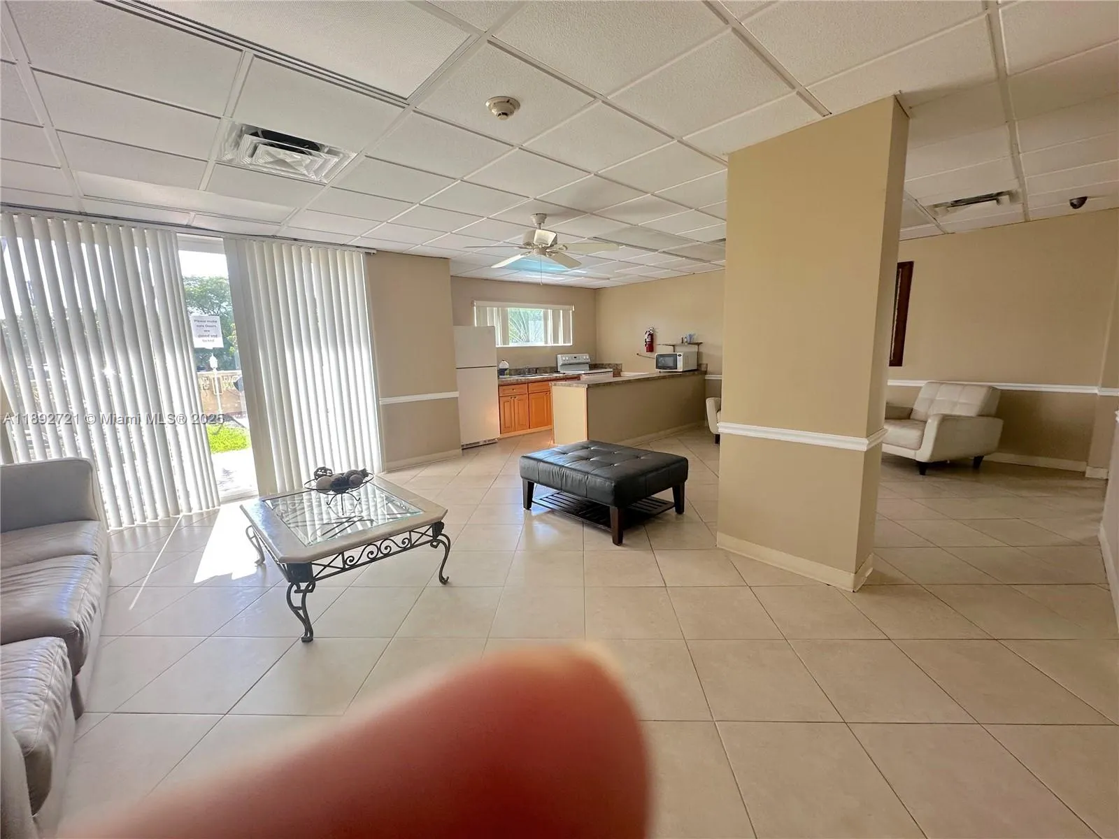 900 NE 18th Ave, #304