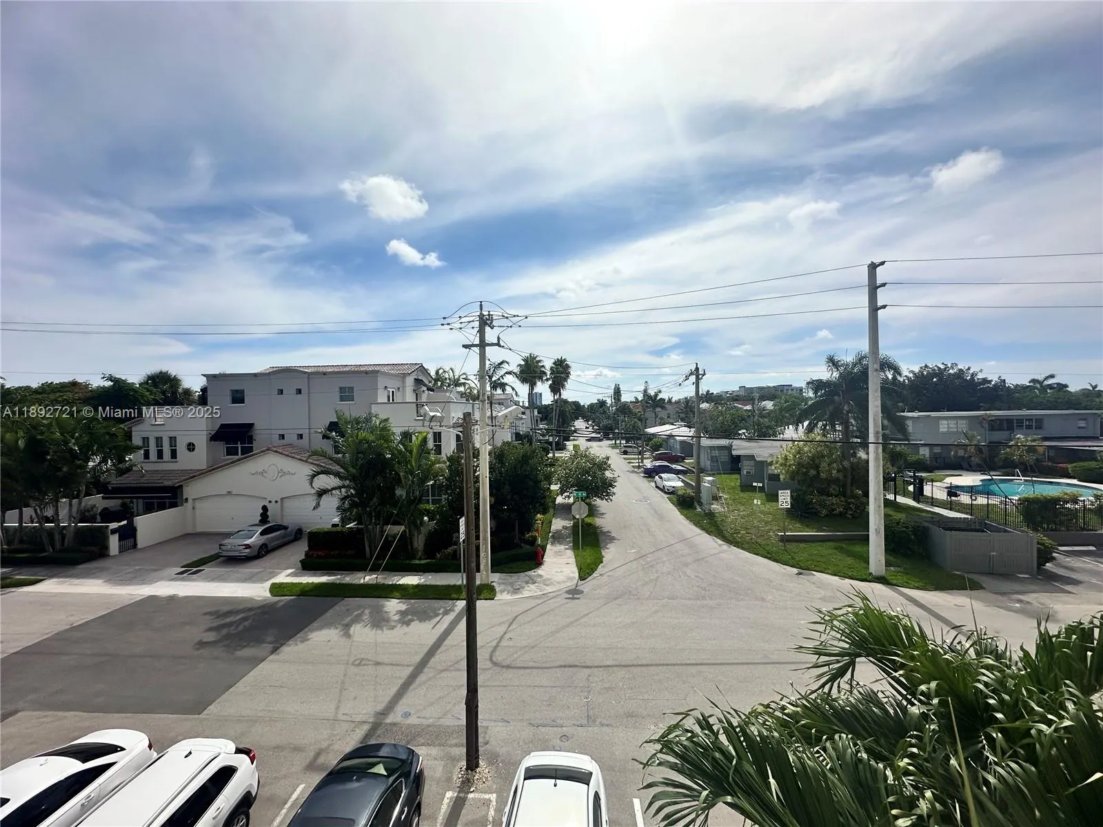 900 NE 18th Ave, #304