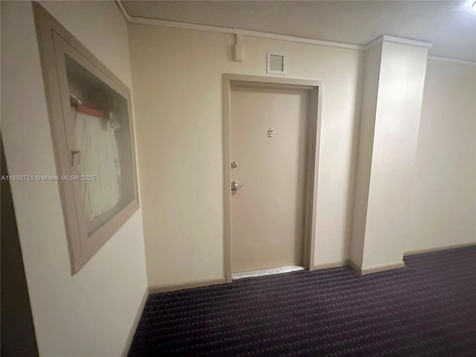 900 NE 18th Ave, #304