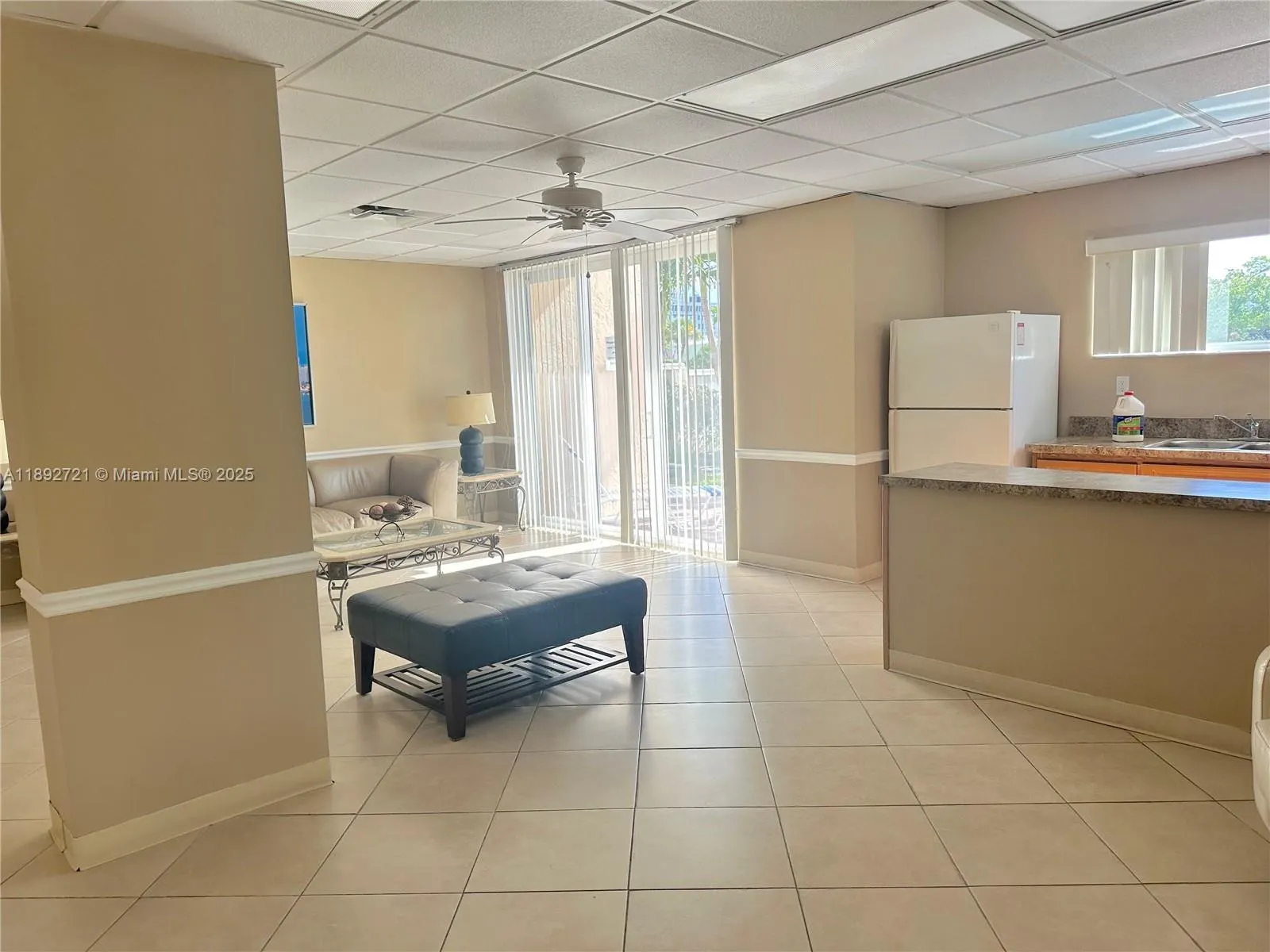 900 NE 18th Ave, #304