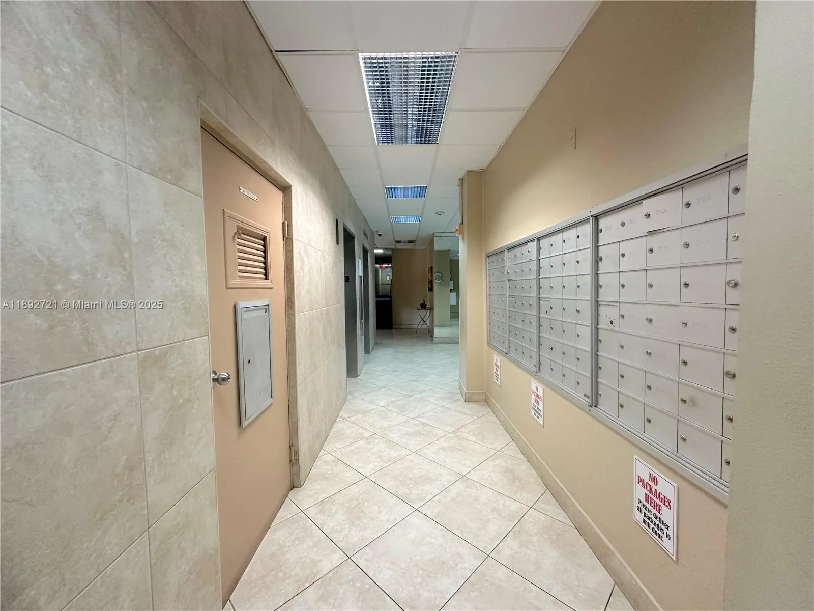 900 NE 18th Ave, #304
