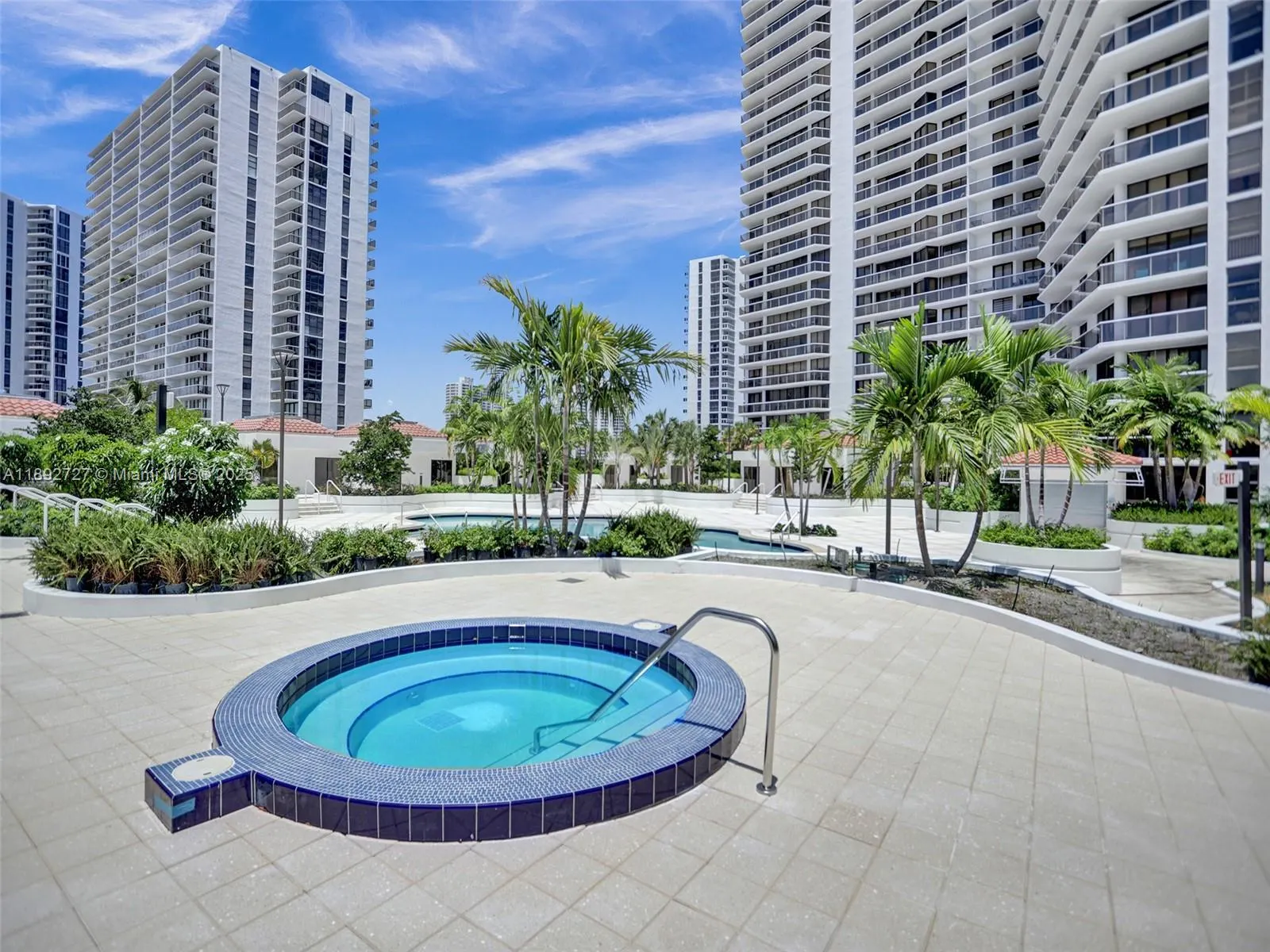 20281 E Country Club Dr, #210