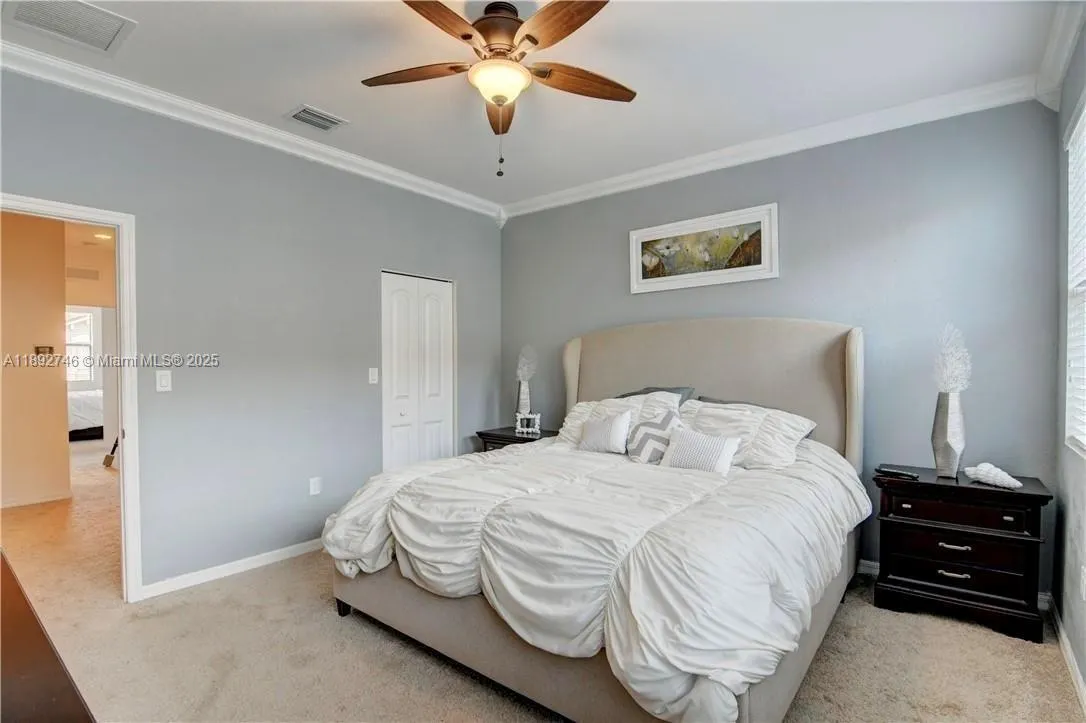 1071 NW 33rd Ct