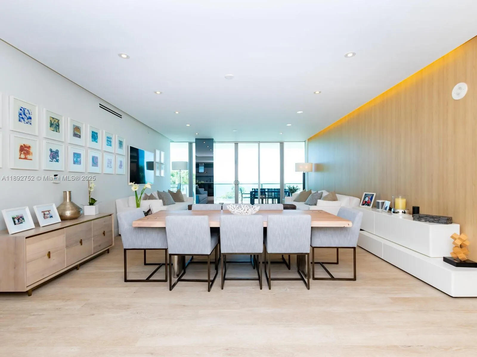 360 Ocean Dr, #304S