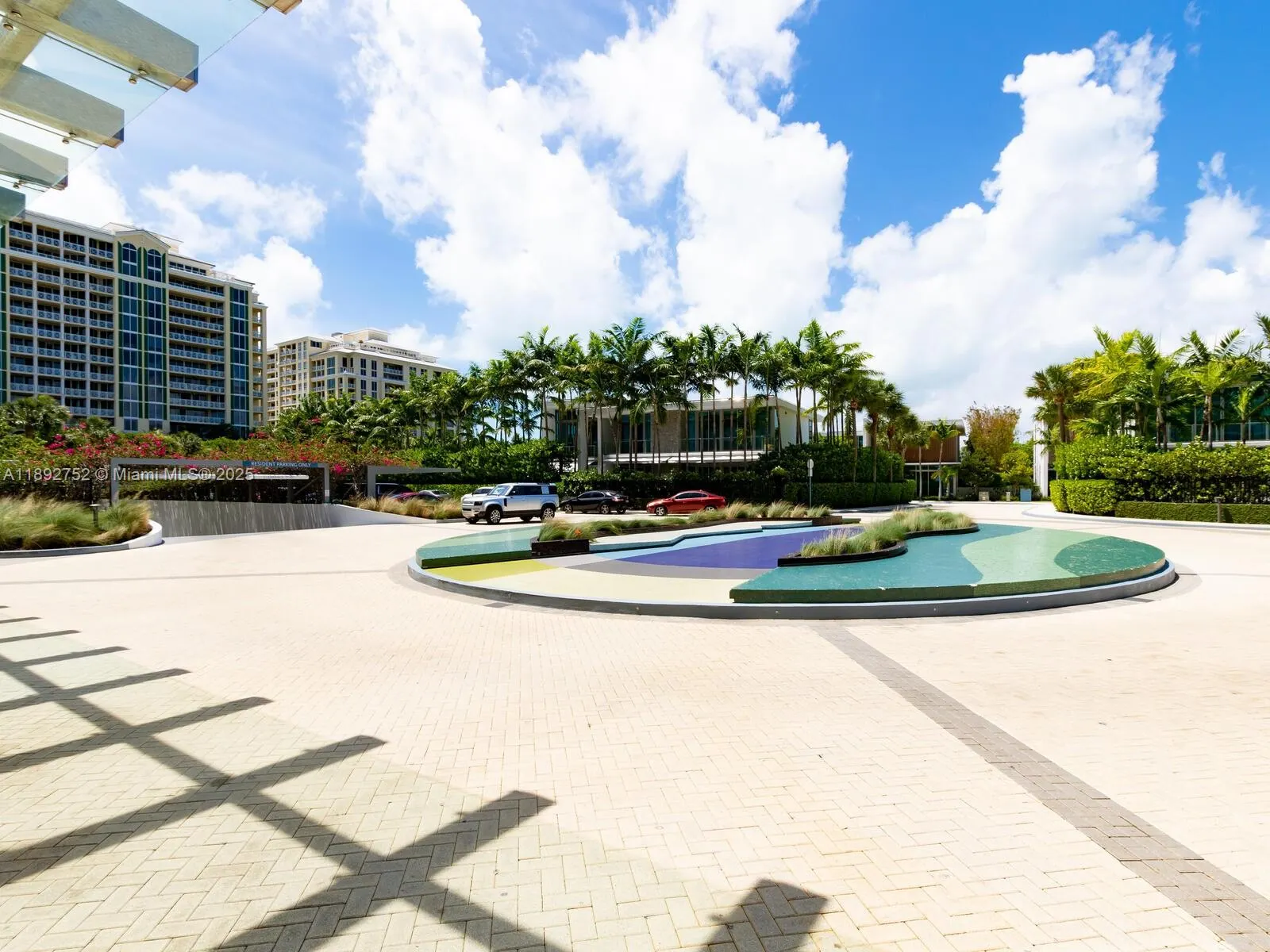 360 Ocean Dr, #304S