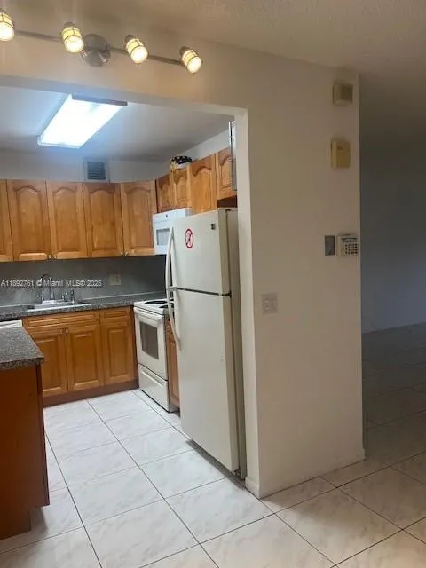 300 SW 134th Way, #102E